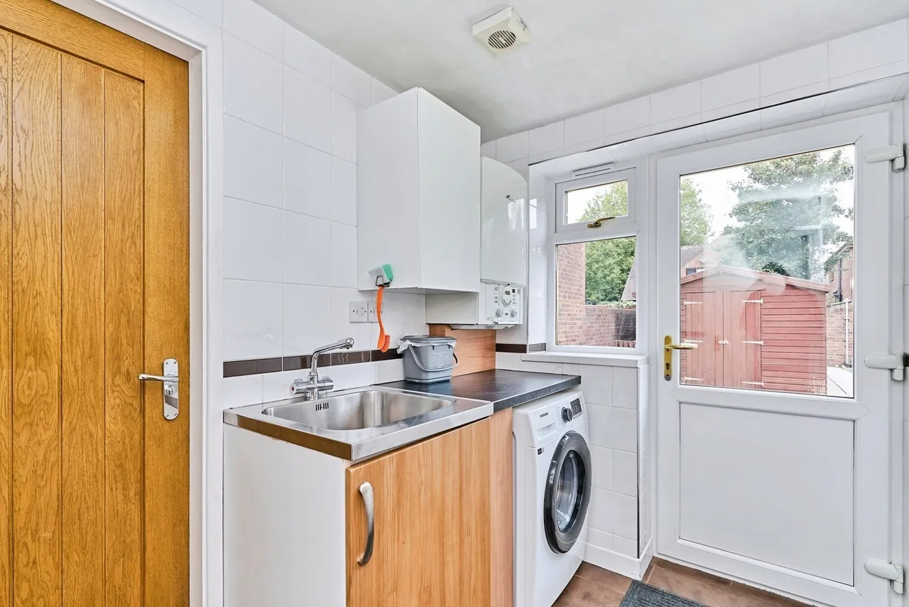 Wellington Road, Bilston, WV14, photo 13