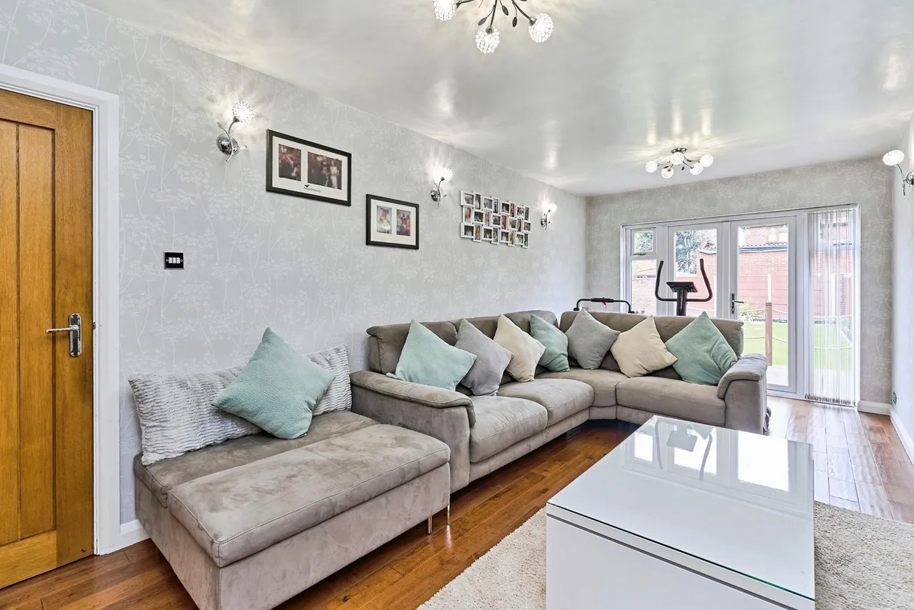 Wellington Road, Bilston, WV14, photo 5