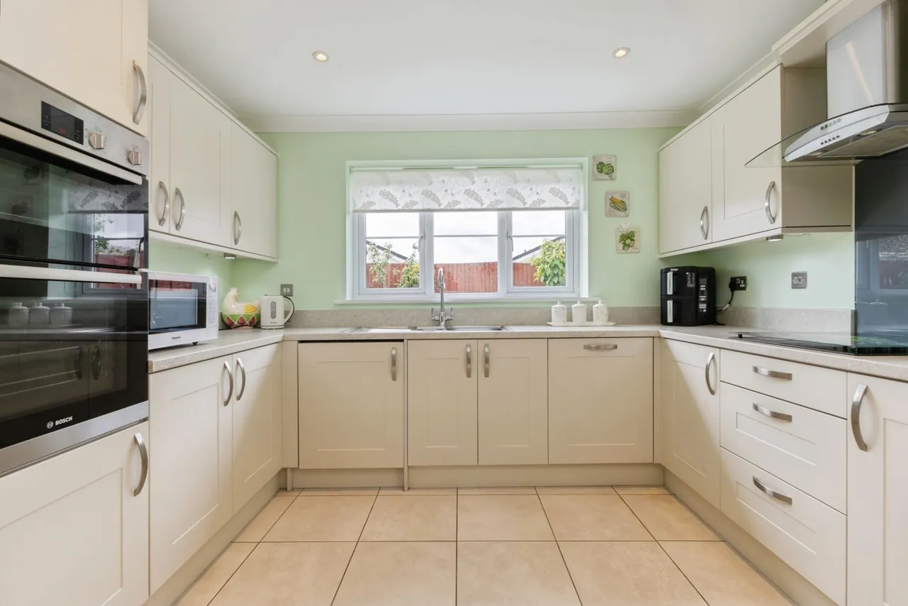 Bloodhound Road, Watton, Thetford, Norfolk, IP25, photo 5