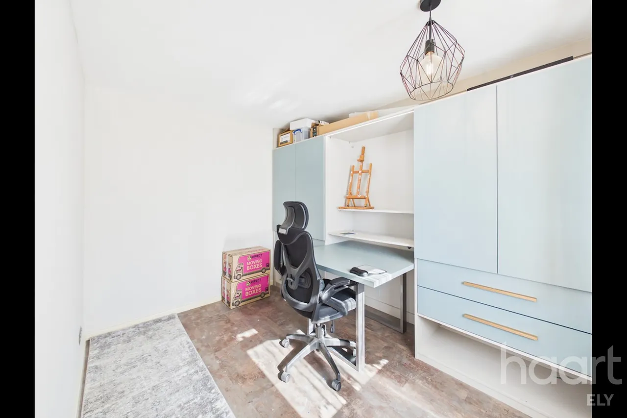 Mostyn Close, Sutton, CB6, photo 10
