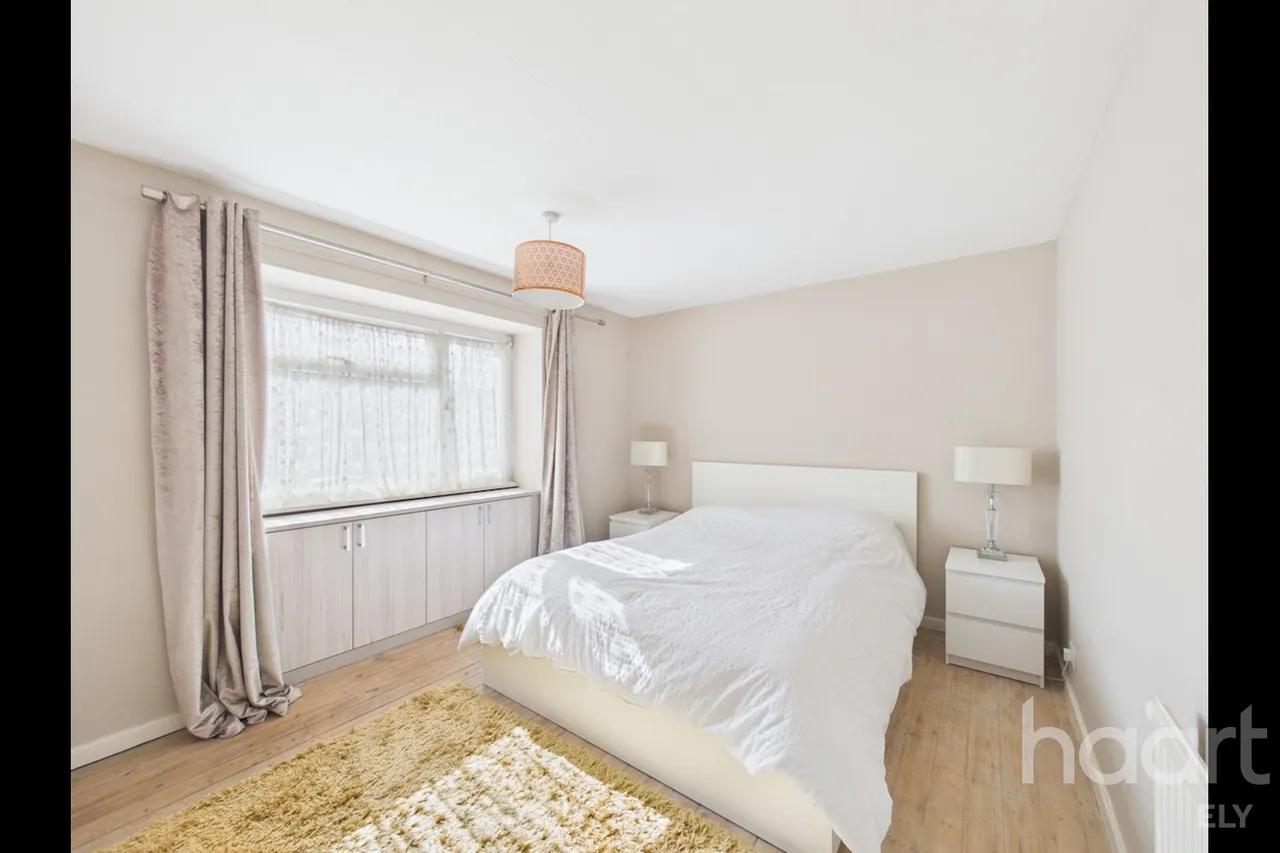Mostyn Close, Sutton, CB6, photo 8