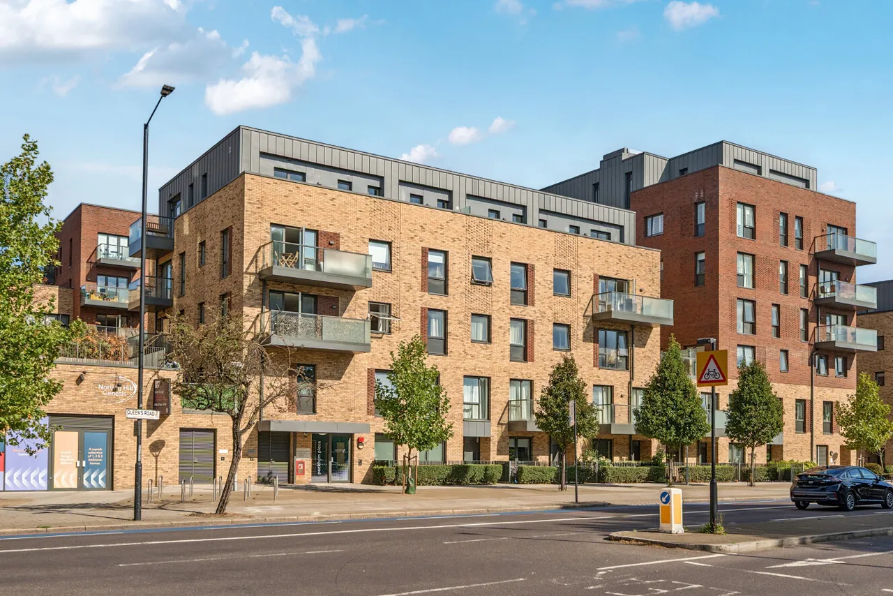 Queens Road, London, SE15, photo 18