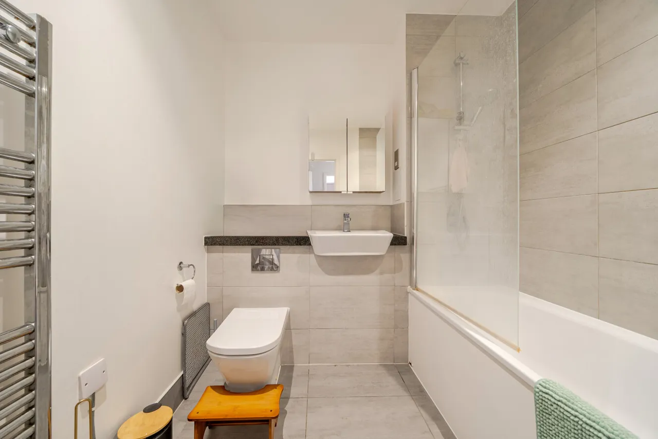 Queens Road, London, SE15, photo 6