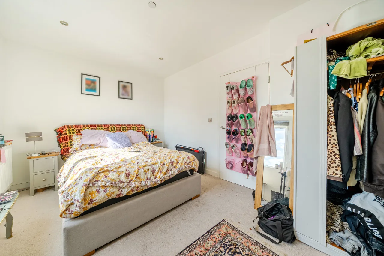 Queens Road, London, SE15, photo 16