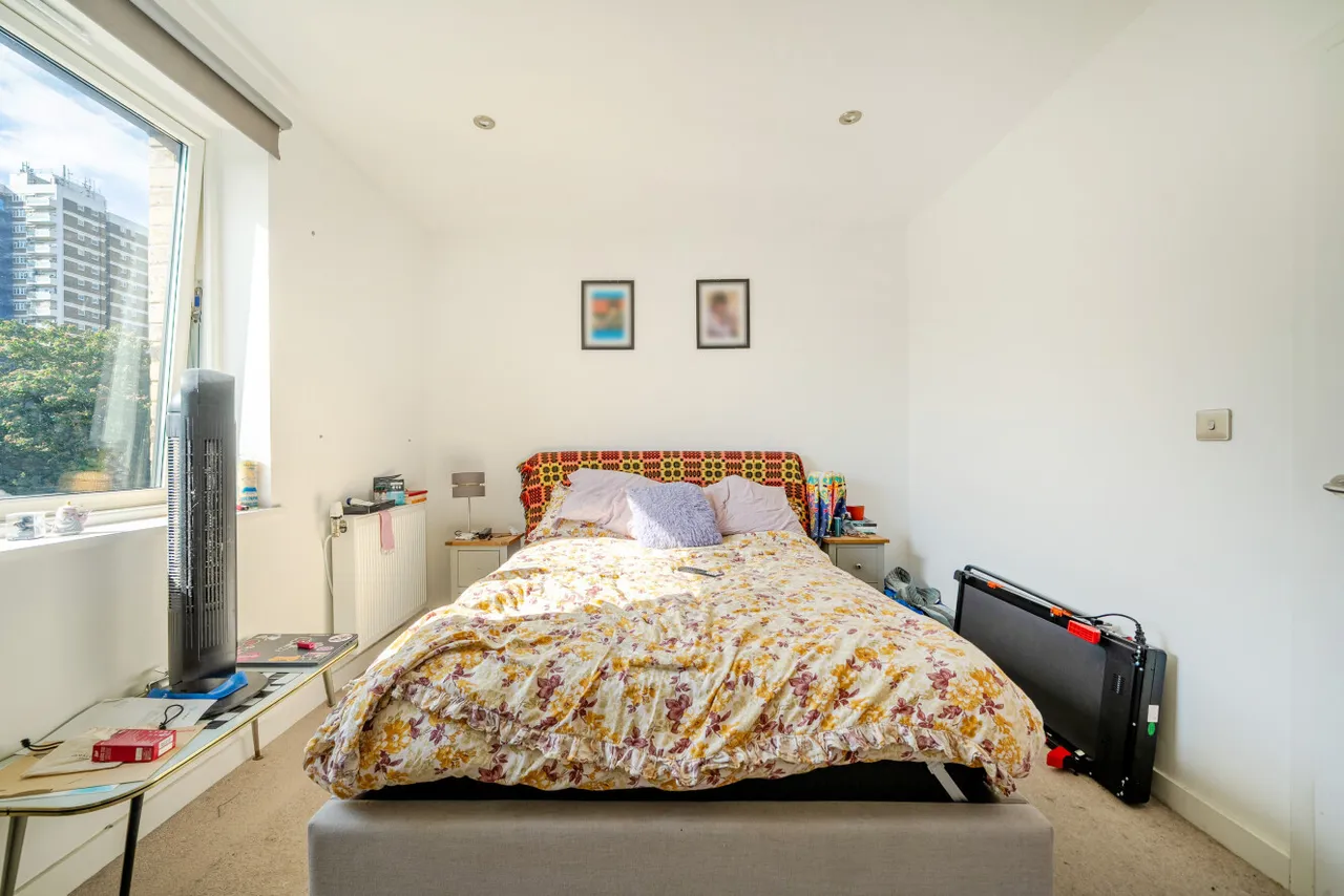 Queens Road, London, SE15, photo 15