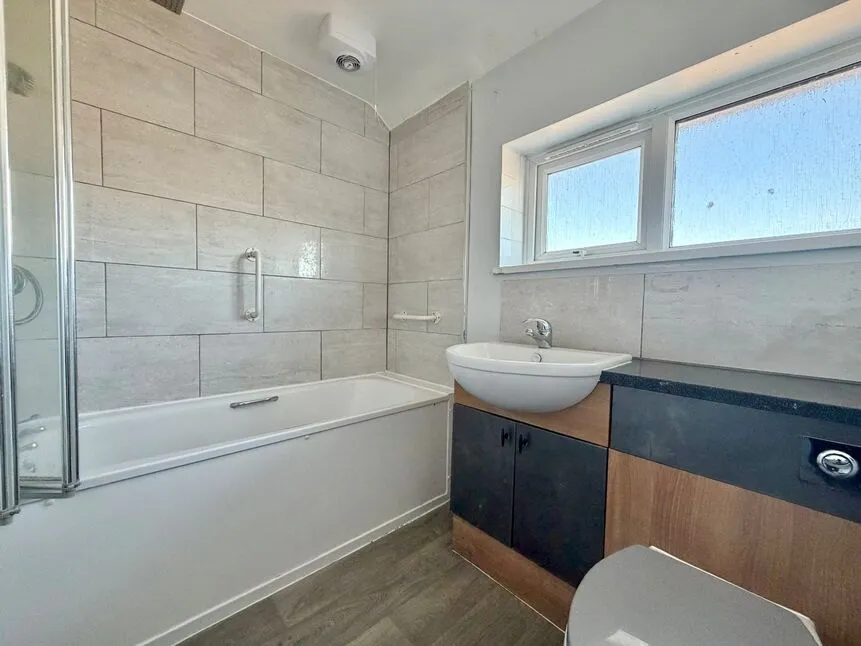 Avon Road, Pershore, WR10, photo 5