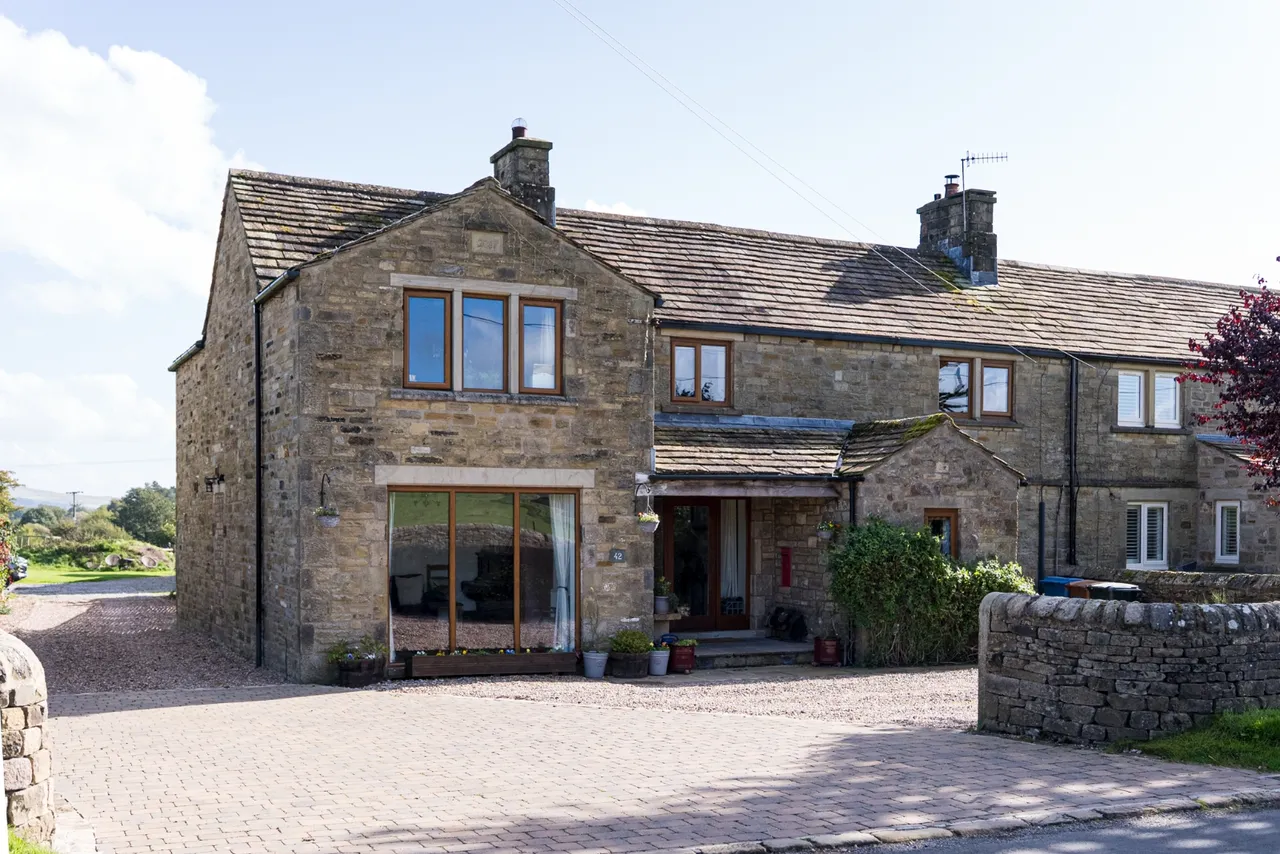 4 bed house for sale, Eshton Road, Gargrave, BD23