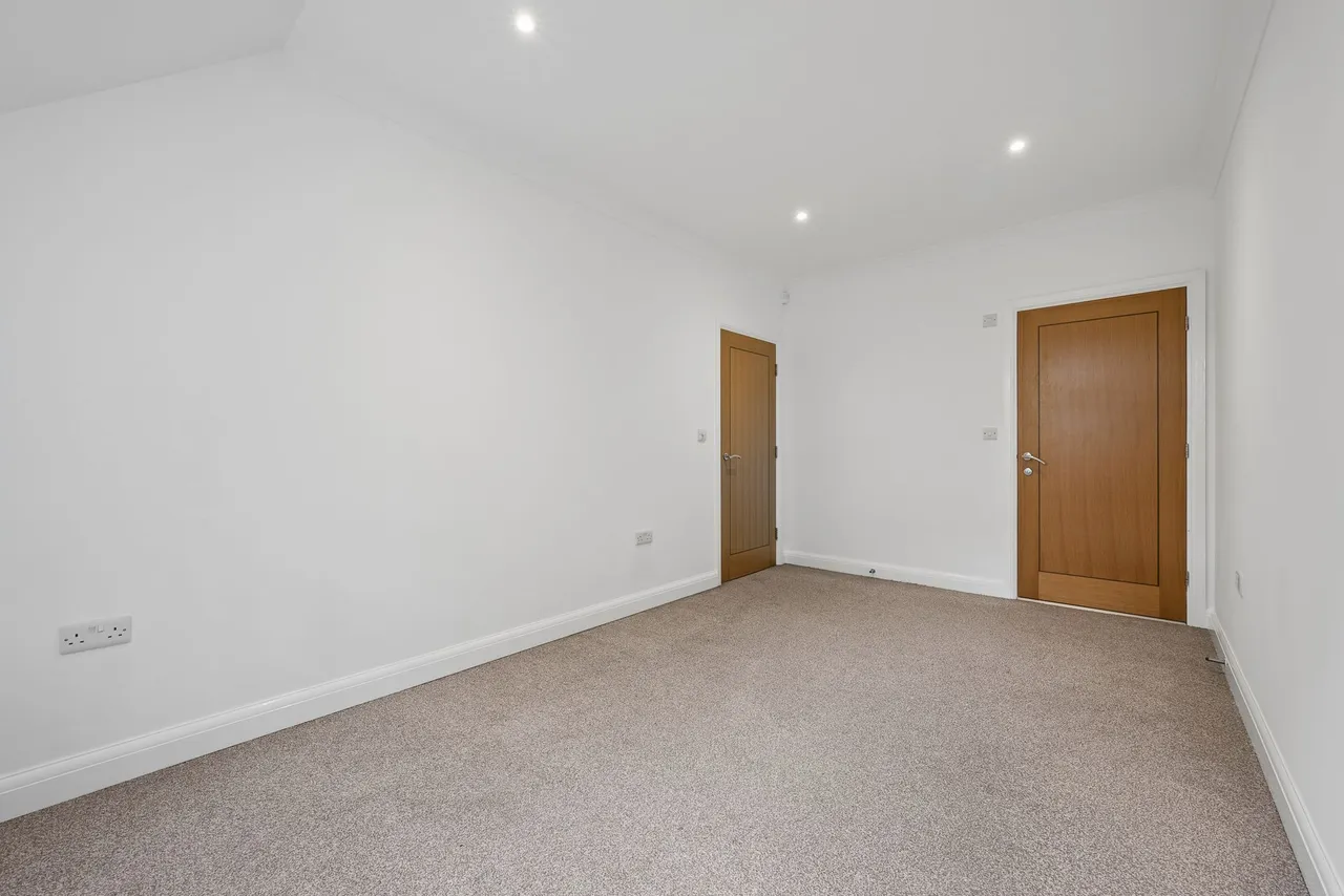 Greenmount Lane, Heaton, photo 17