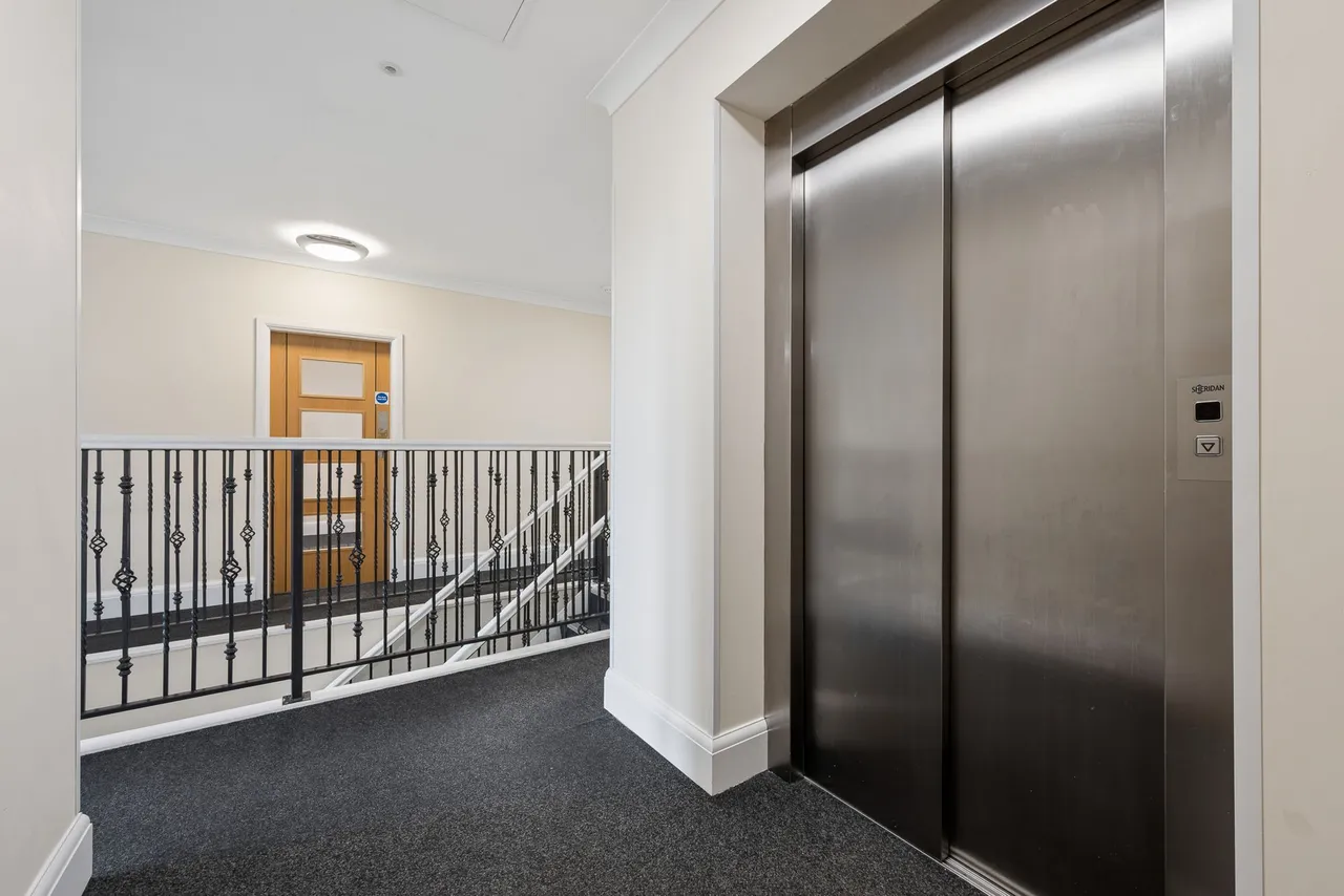 Greenmount Lane, Heaton, photo 24