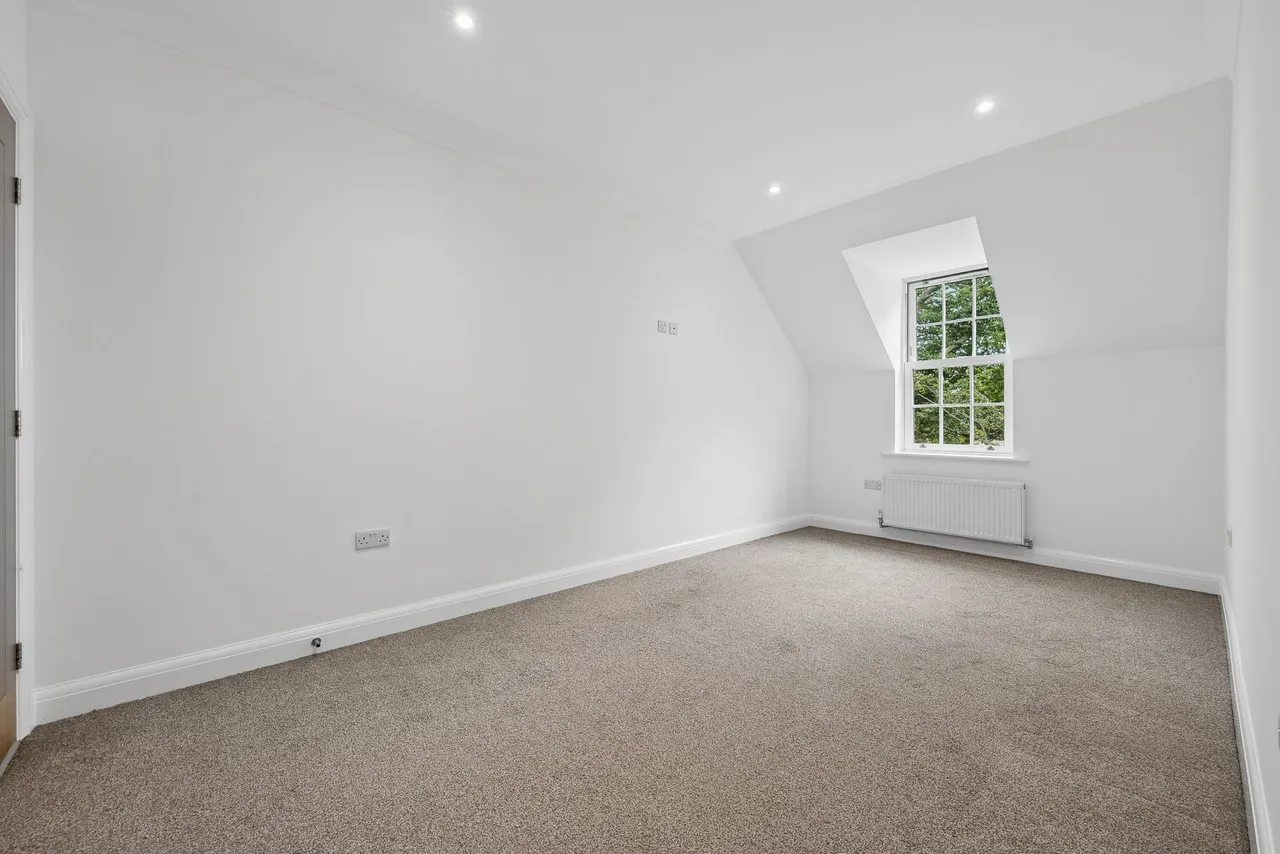 Greenmount Lane, Heaton, photo 16