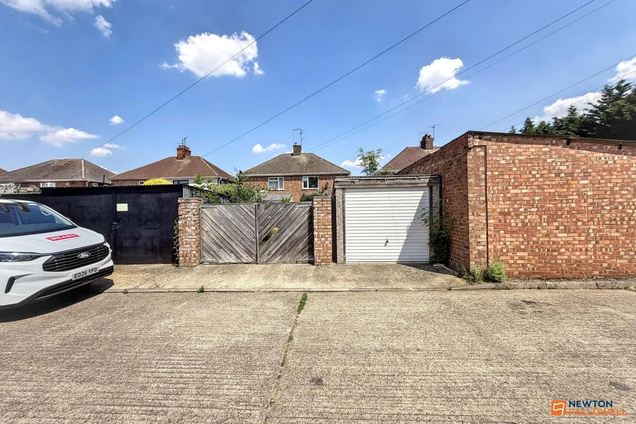 Lincoln Road, Walton, PE4, photo 19