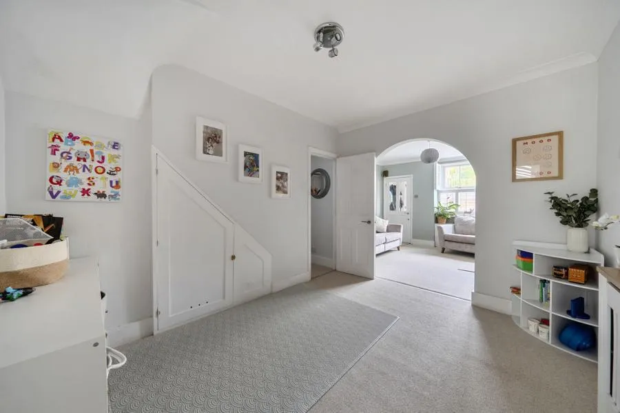 Victoria Road, Wargrave, RG10, photo 7