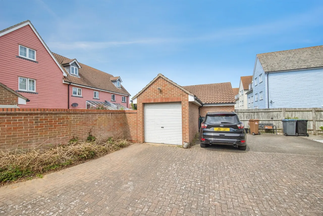 Meadow Crescent, Purdis Farm, IP3, photo 20