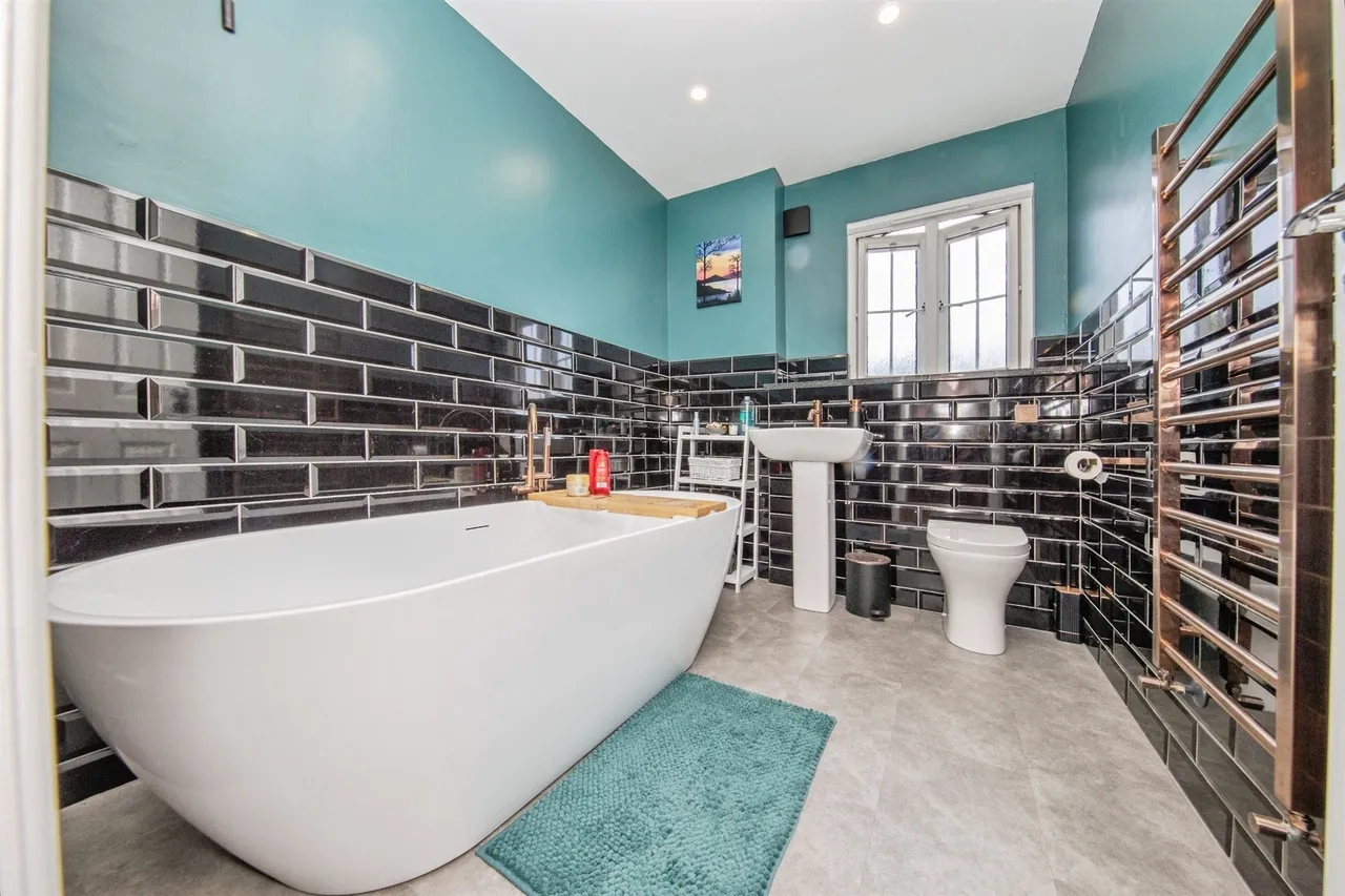 Meadow Crescent, Purdis Farm, IP3, photo 13