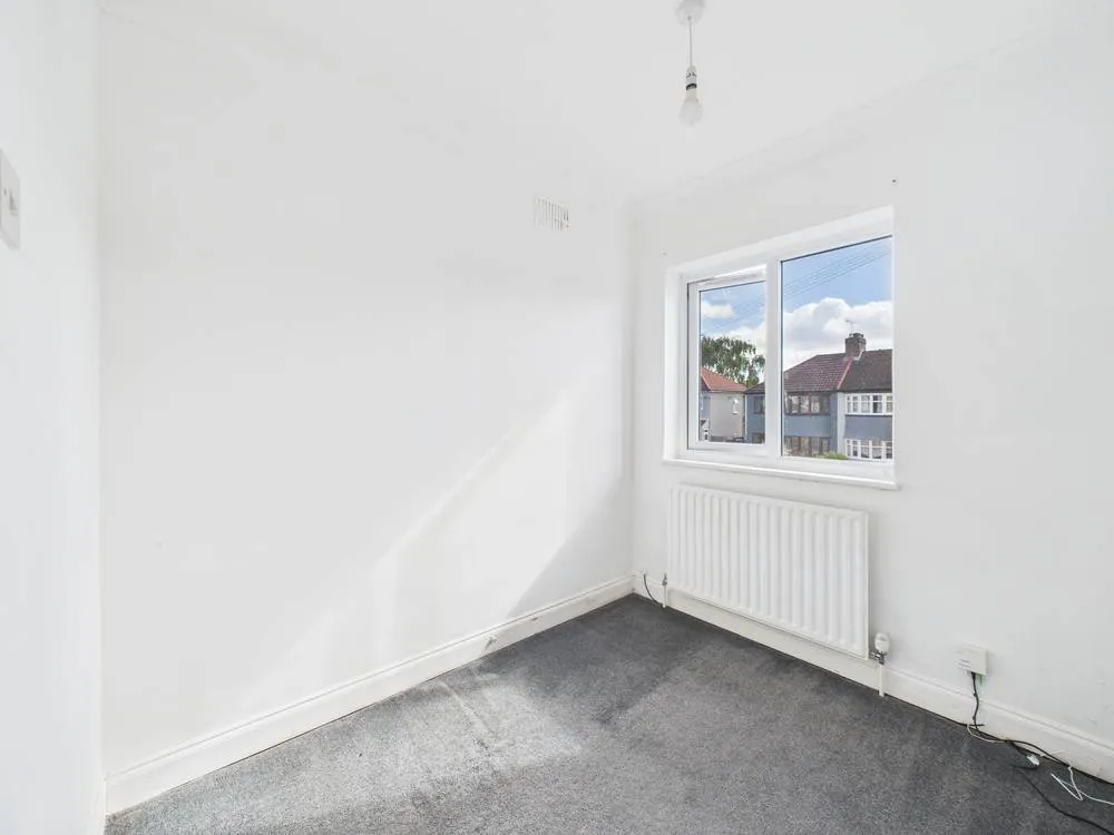 Feltham, Middlesex, photo 6