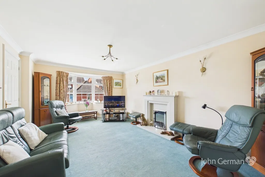 Hambleton Close, Ashbourne, photo 3