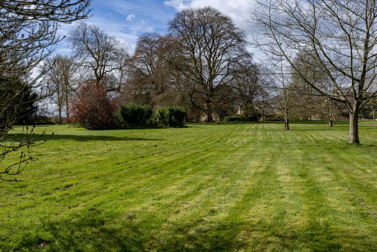 Academy Drive, Corsham, SN13, photo 13