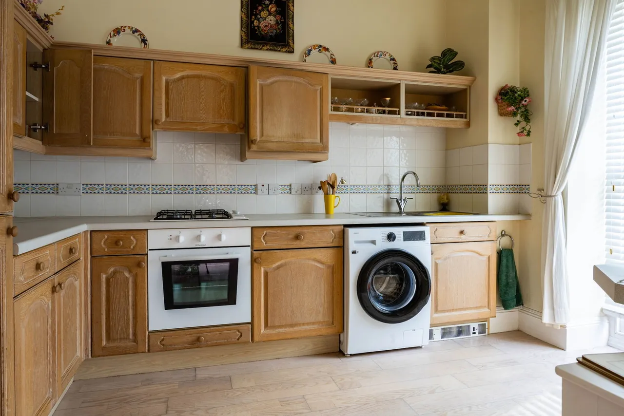 Academy Drive, Corsham, SN13, photo 6