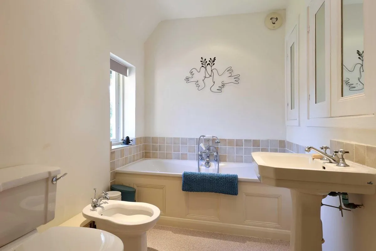 Chinnor Road, Bledlow Ridge, HP14, photo 11