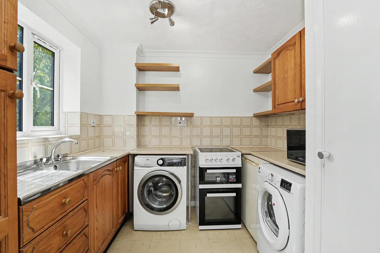 Gladbeck Way, Enfield, EN2, photo 2