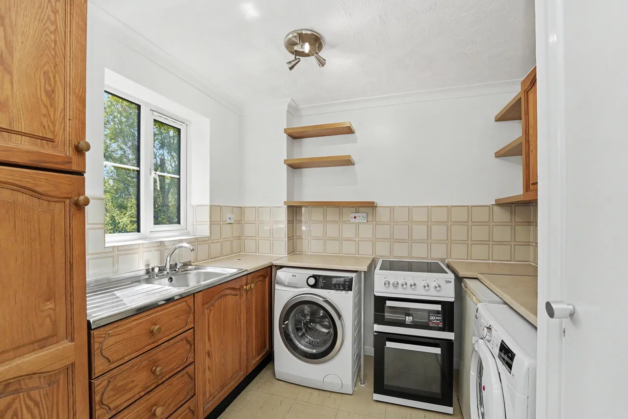 Gladbeck Way, Enfield, EN2, photo 8
