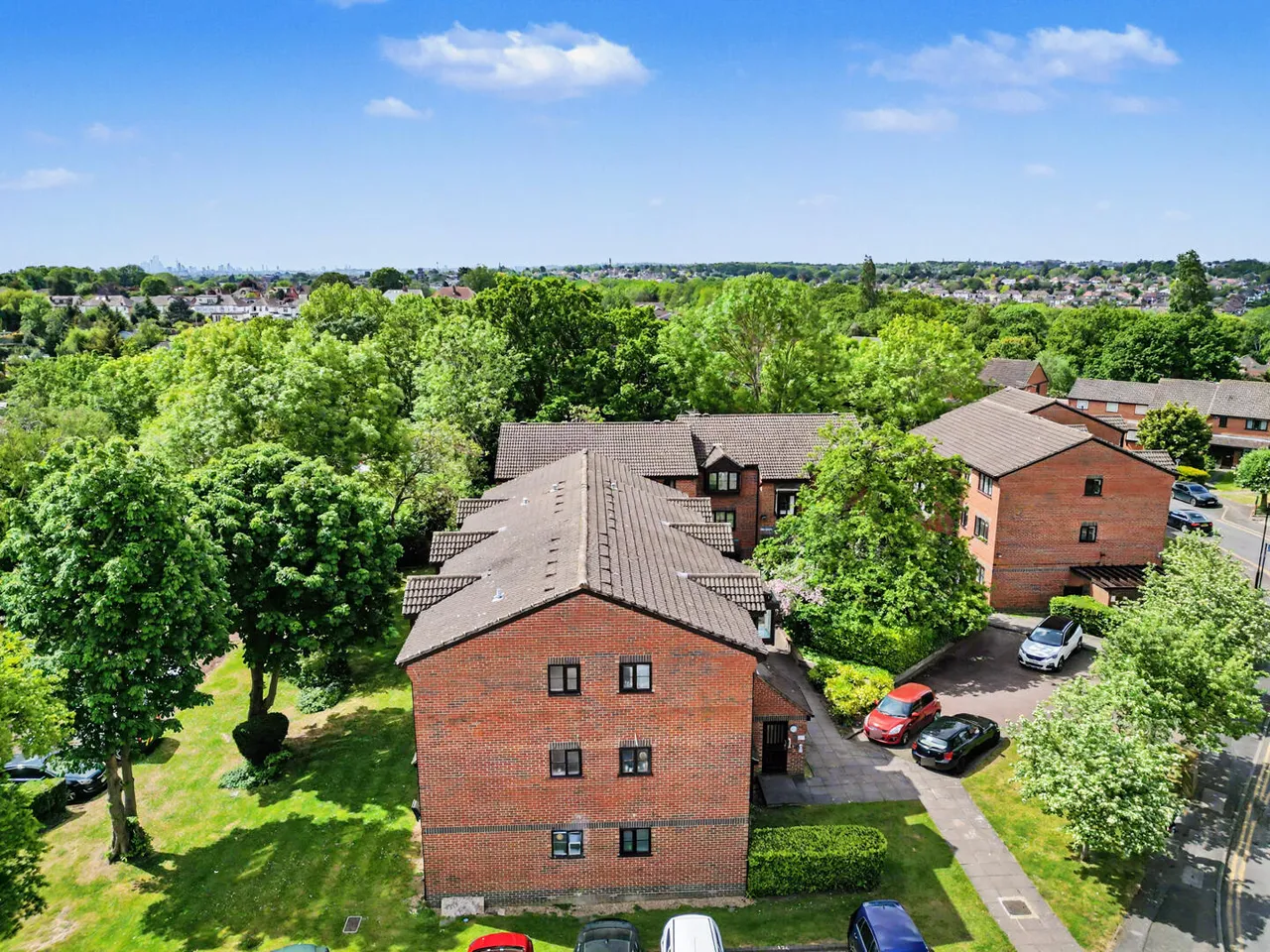 Gladbeck Way, Enfield, EN2, photo 13