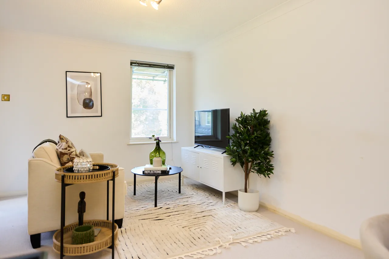 Conant Mews, E1, photo 17