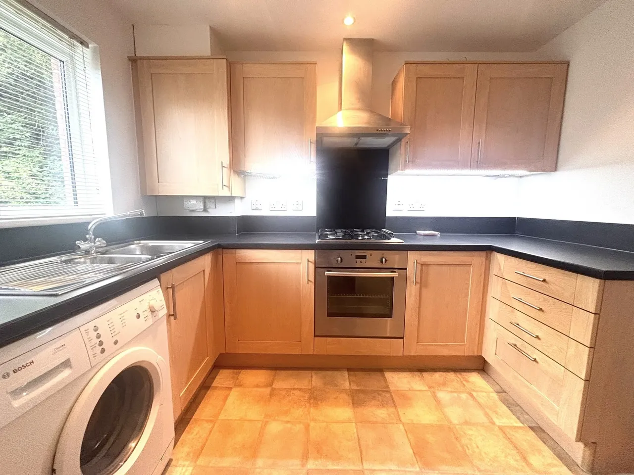 Barnfields Court, Sittingbourne, ME10, photo 4
