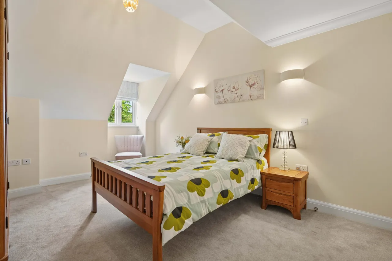 Church Street, OX12, photo 6