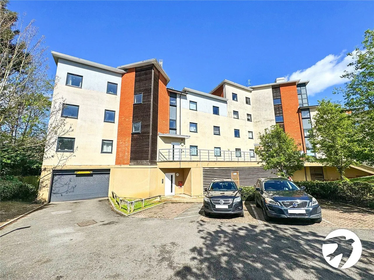 2 bed 2 bedroom property for sale, Hughenden Reach, Tovil, ME15