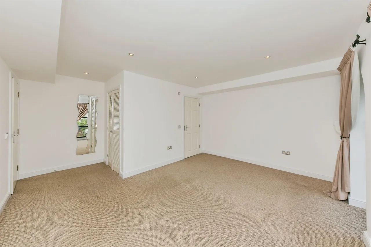 Barbers Lane, Northwich, photo 12