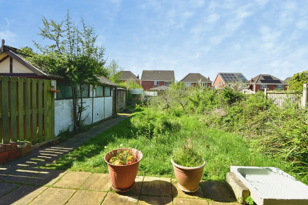 Westlands Avenue, Newcastle, Staffordshire, ST5, photo 16