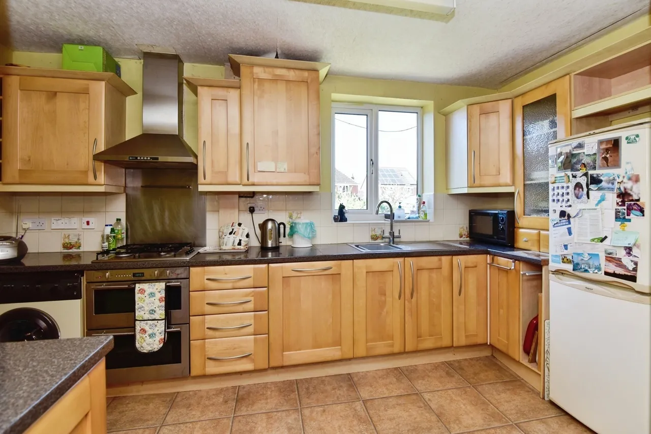 Westlands Avenue, Newcastle, Staffordshire, ST5, photo 3