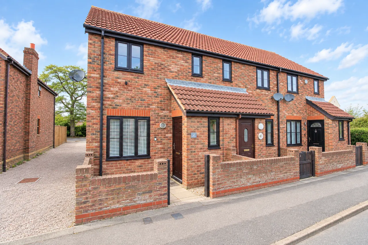 The Walnuts Bedford Road, Wootton, MK43, photo 13