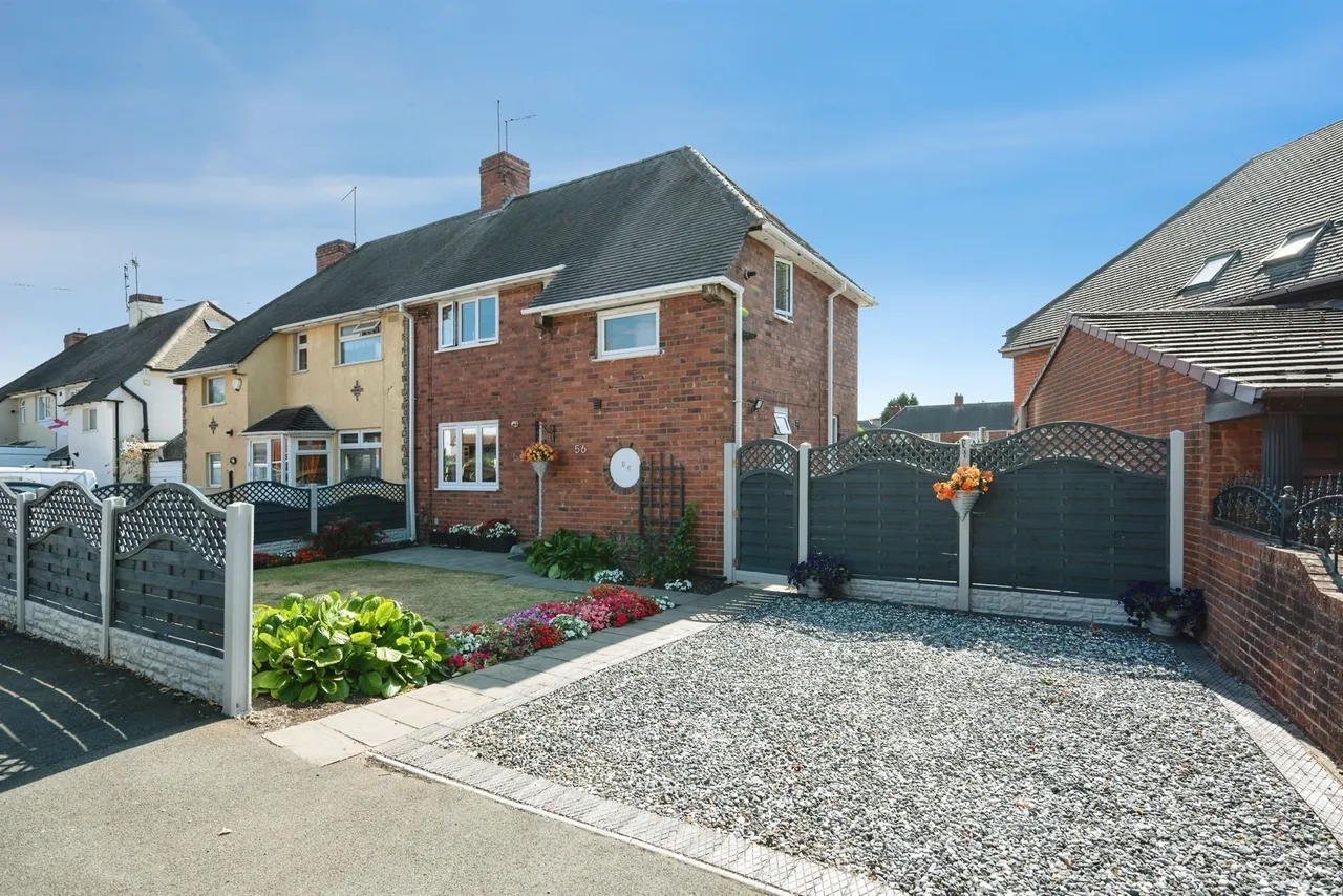 3 bed house for sale — Tiled House Lane, Brierley Hill
