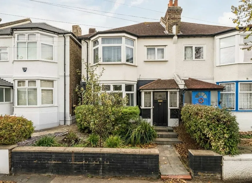 1 bed flat for sale, Beech Road, Streatham, SW16