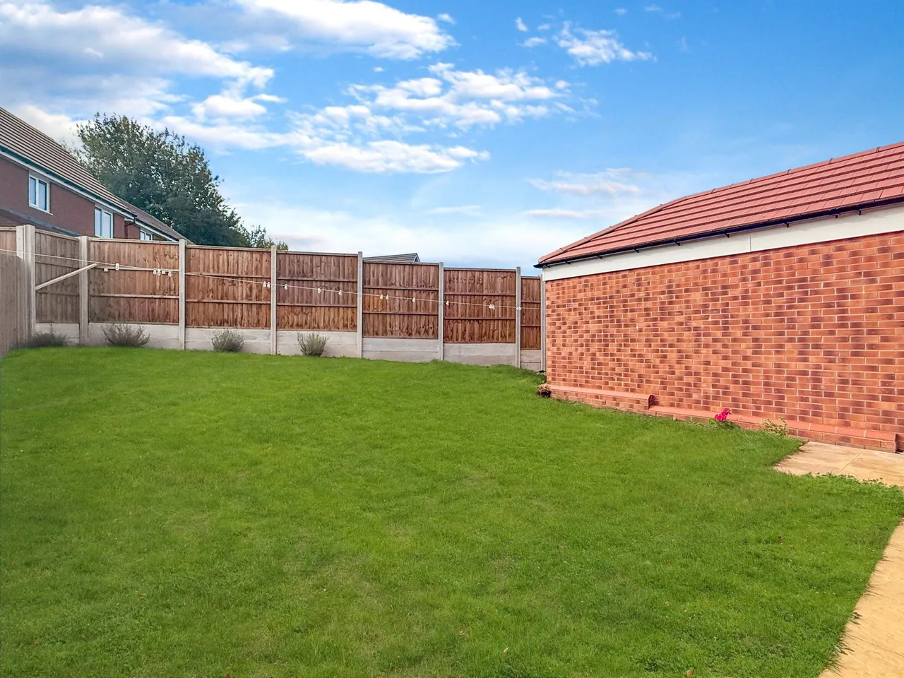 Tortoiseshell Close, Apley, TF1, photo 21