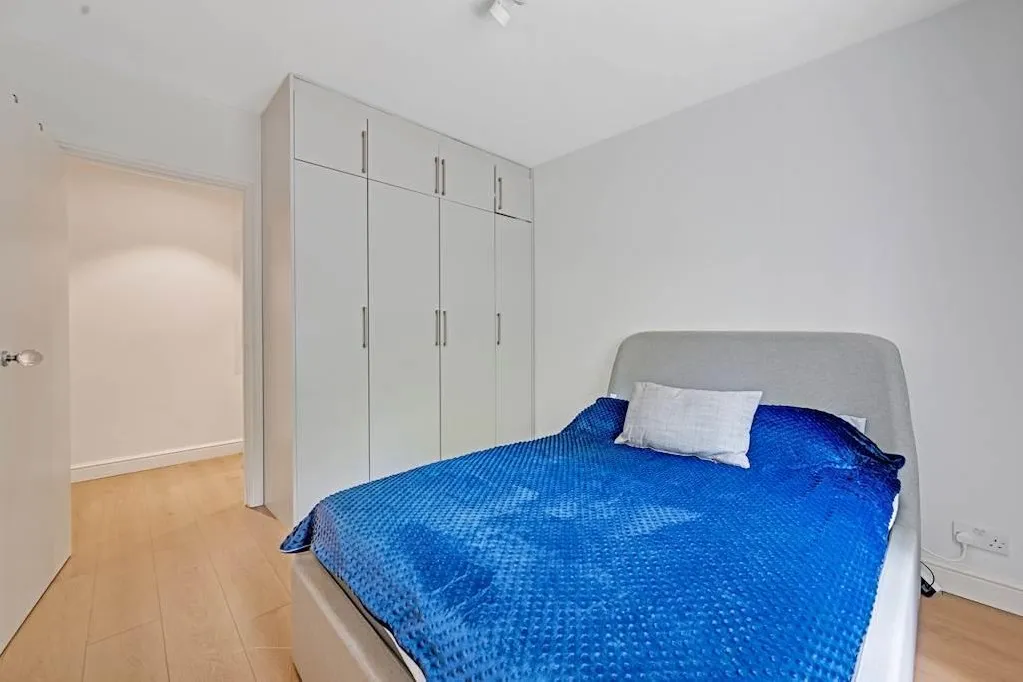 Mowbray Road, London, photo 7
