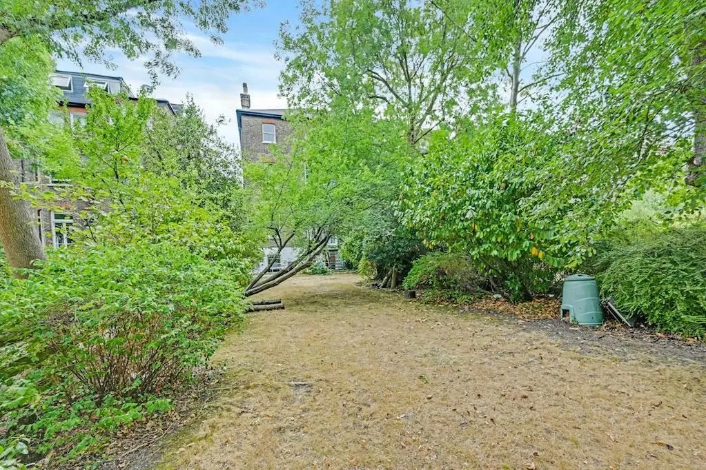 Mowbray Road, London, photo 12