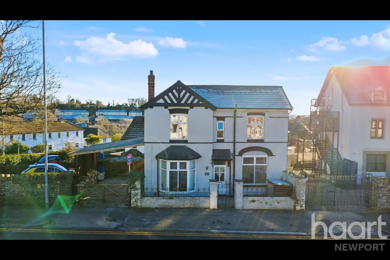 3 bed house for sale, Chepstow Road, Newport, NP19