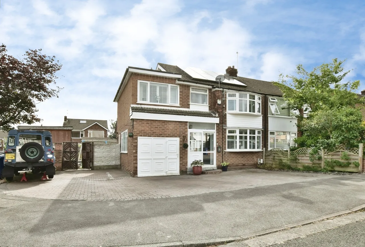 4 bed house for sale — Sudbury Drive, Heald Green, Cheadle, Greater Manchester, SK8
