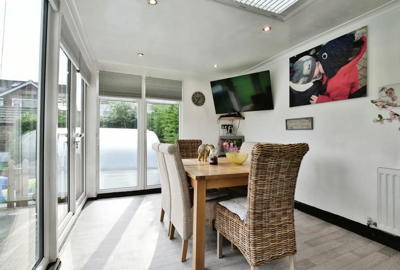Sudbury Drive, Heald Green, Cheadle, Greater Manchester, SK8, photo 4