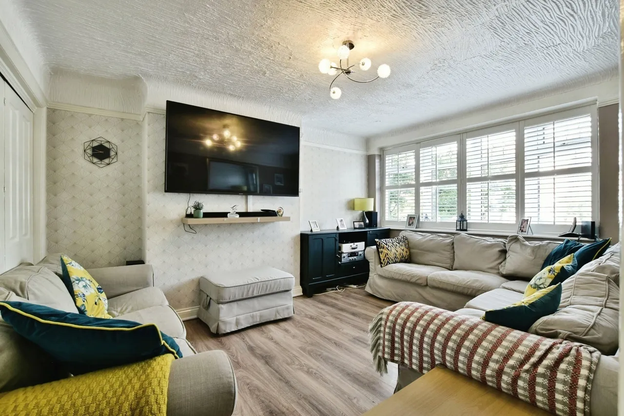 Sudbury Drive, Heald Green, Cheadle, Greater Manchester, SK8, photo 2
