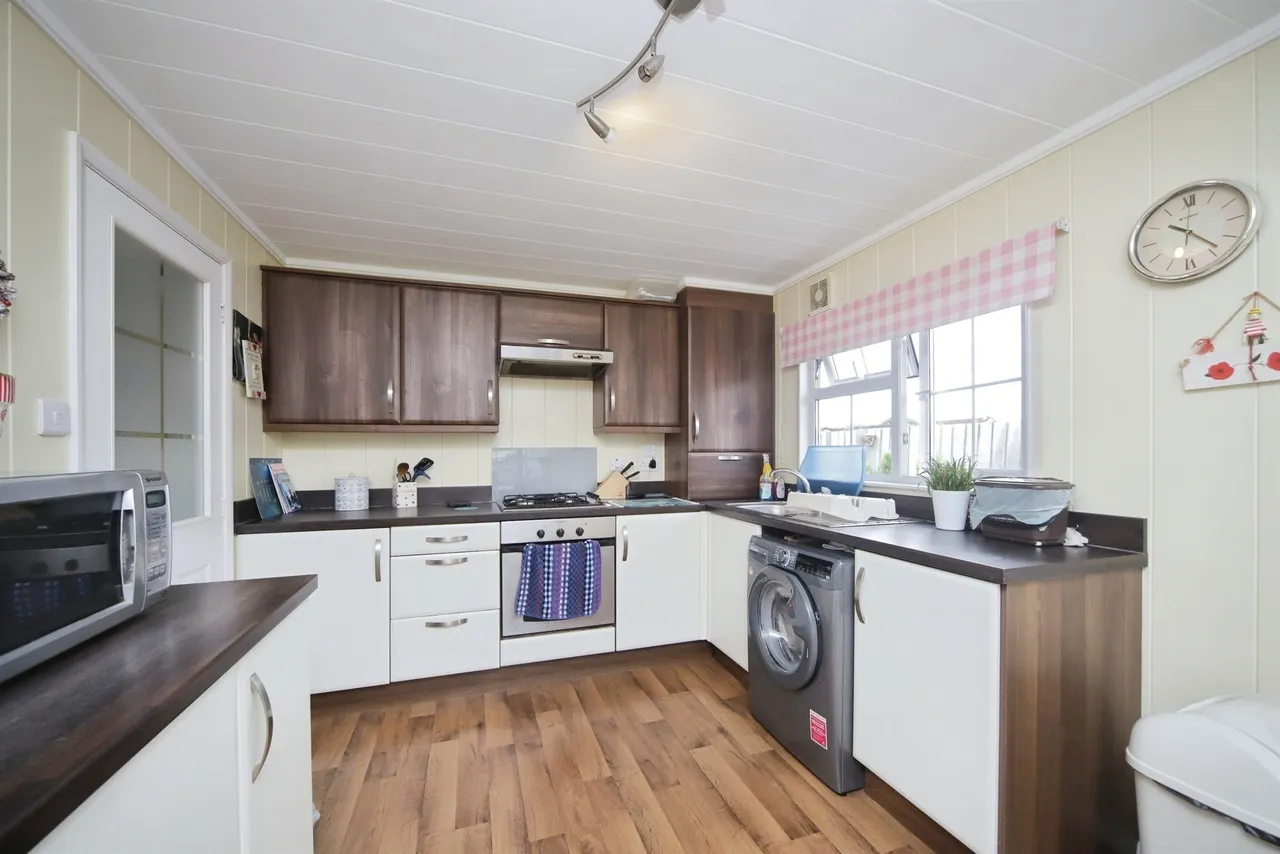 Beauford Park, Norton Fitzwarren, TA2, photo 3