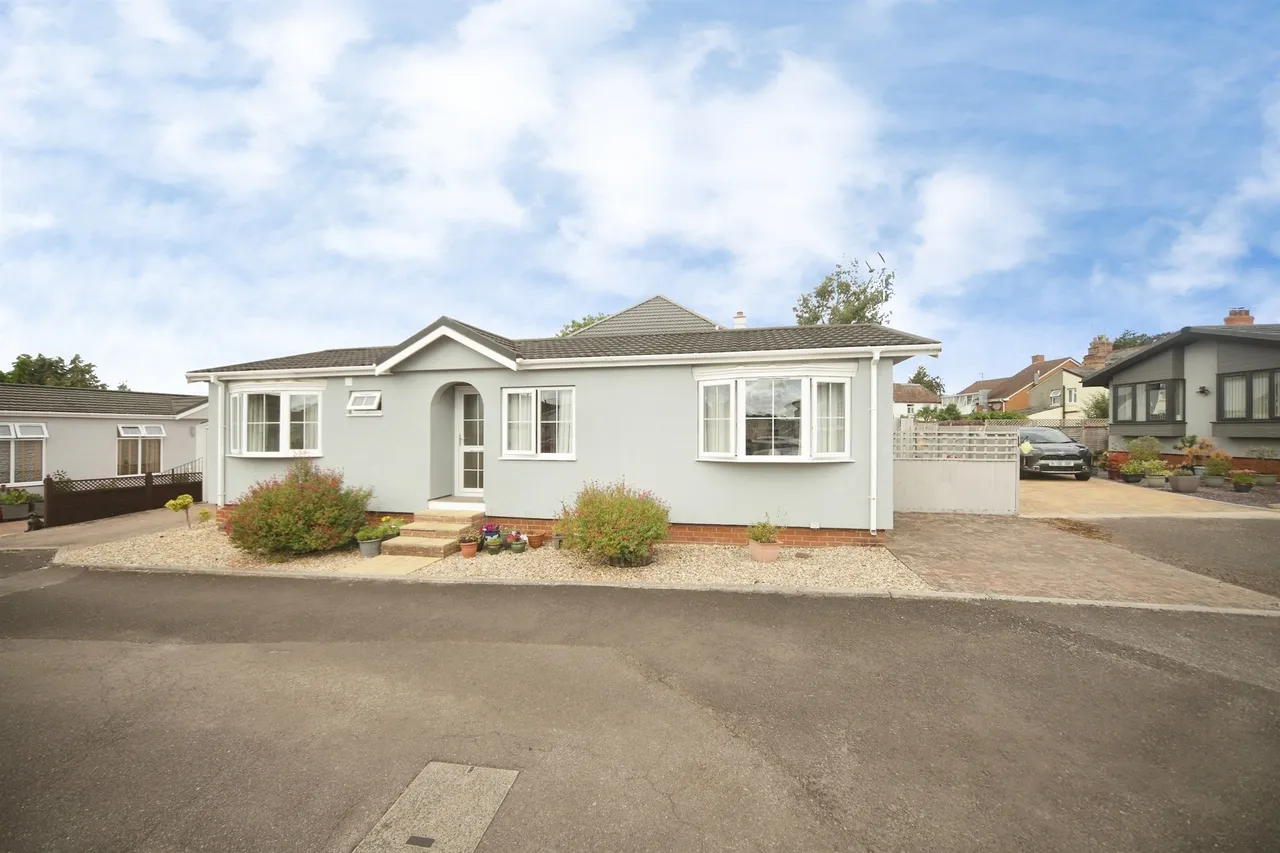 Beauford Park, Norton Fitzwarren, TA2, photo 17
