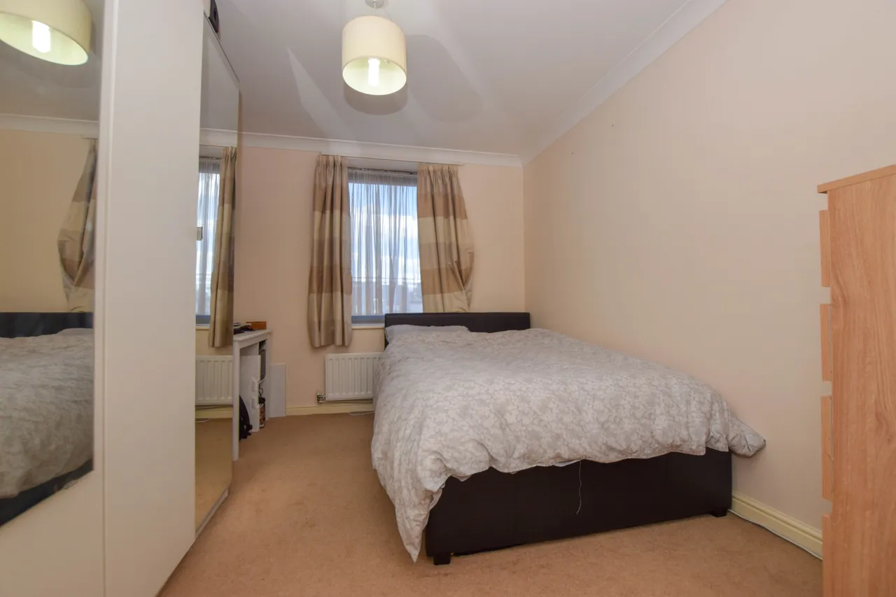 Flat 8, Salisbury House, Watford, photo 5