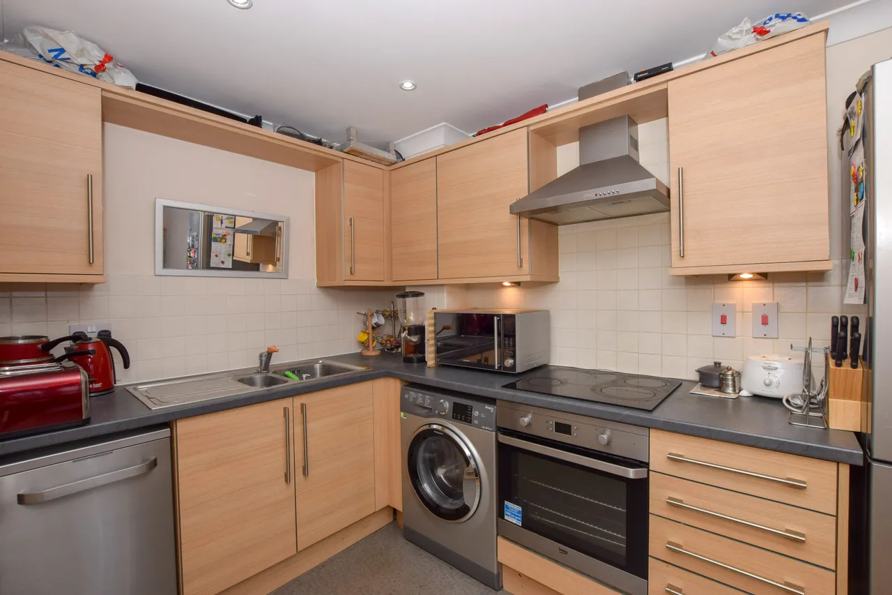 Flat 8, Salisbury House, Watford, photo 4
