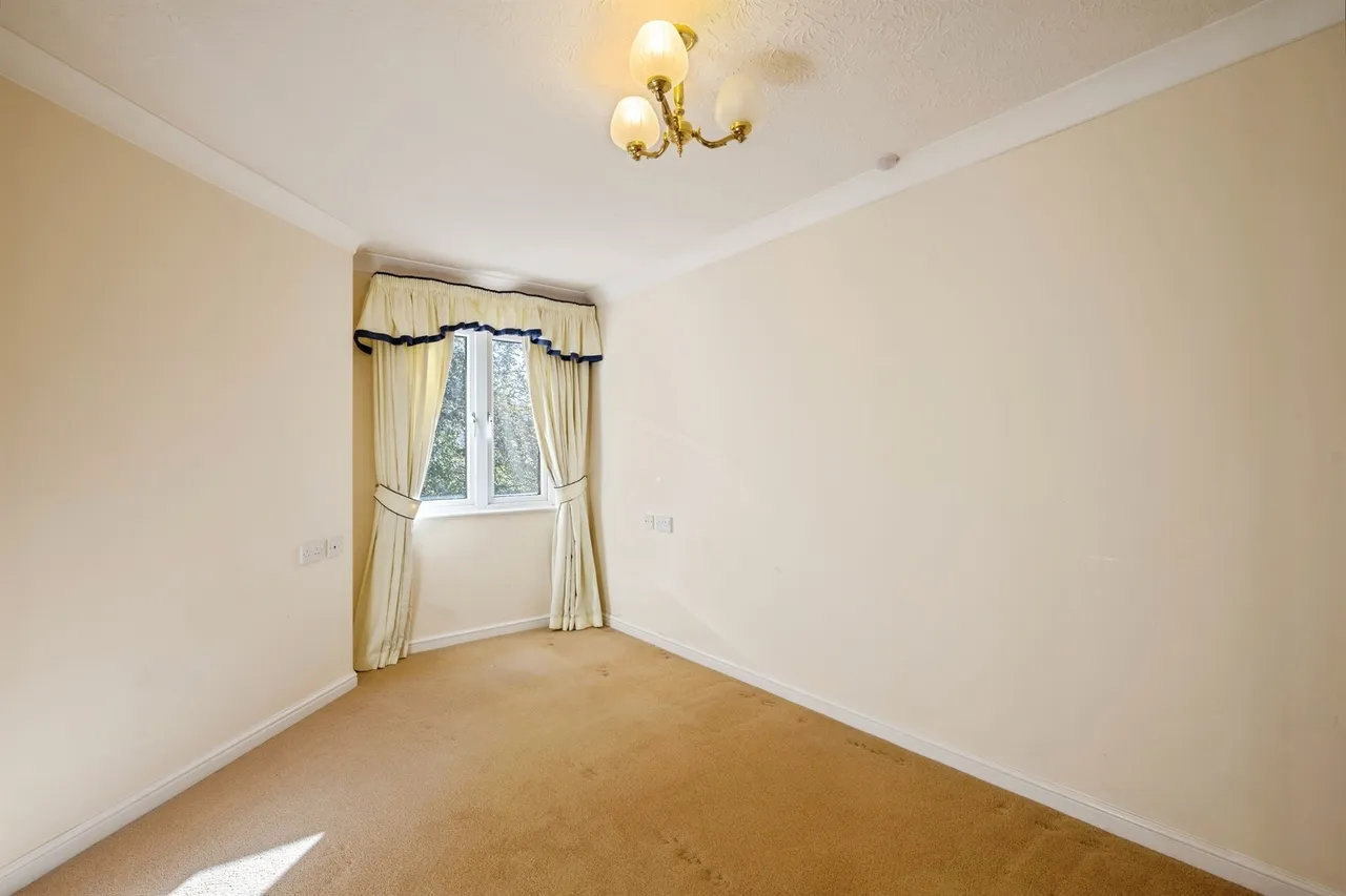 Ella Court, Kirk Ella, HU10, photo 10