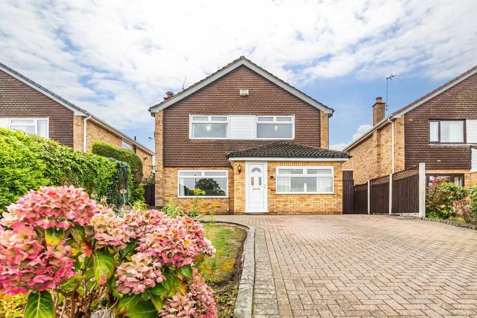 4 bed house for sale — Horbury Gardens, Little Sutton, Cheshire, CH66