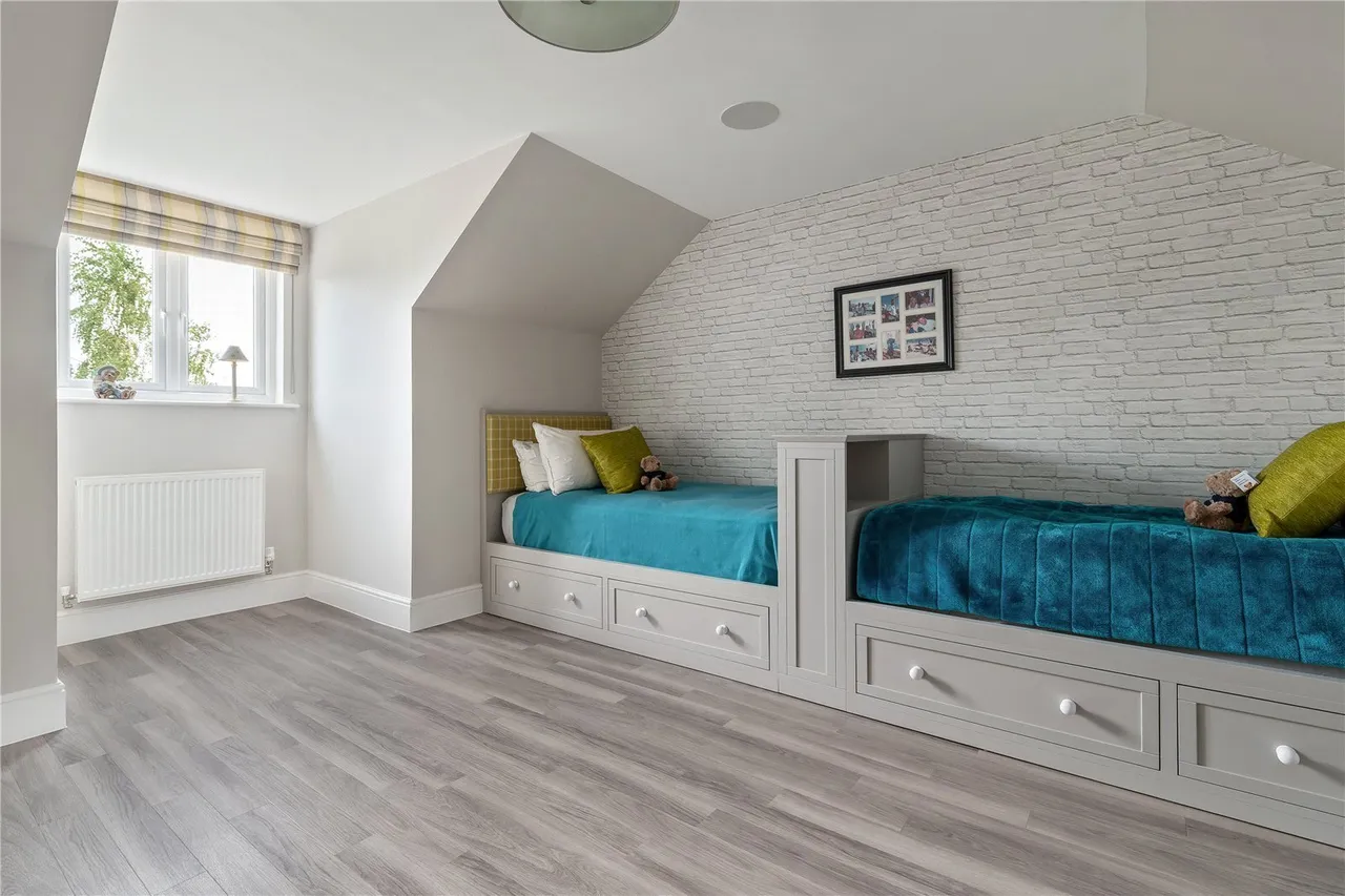 Robinson Close, Wilmslow, SK9, photo 17
